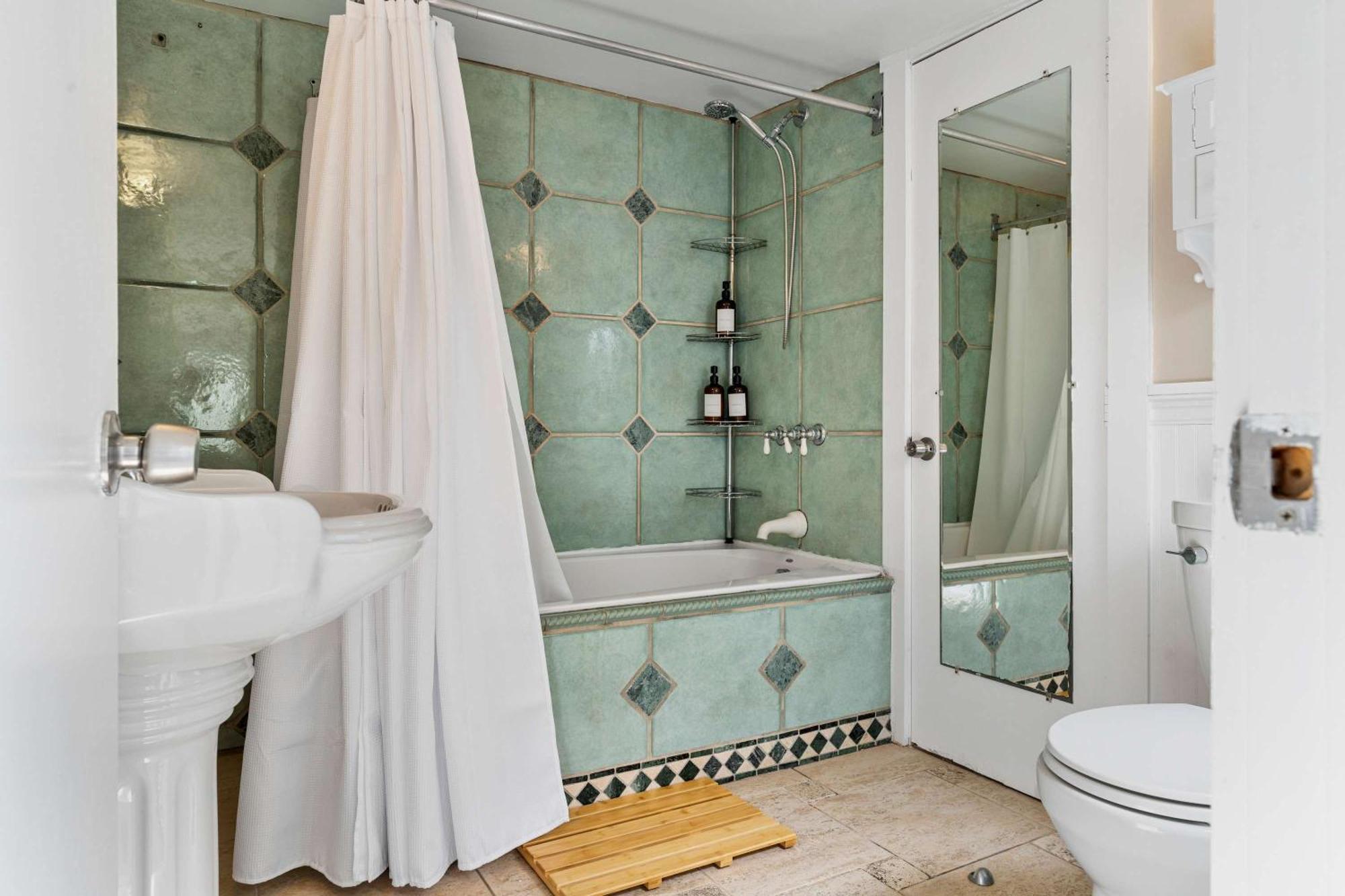 Casa vacanze Mango Grove- Charming In The Grove *